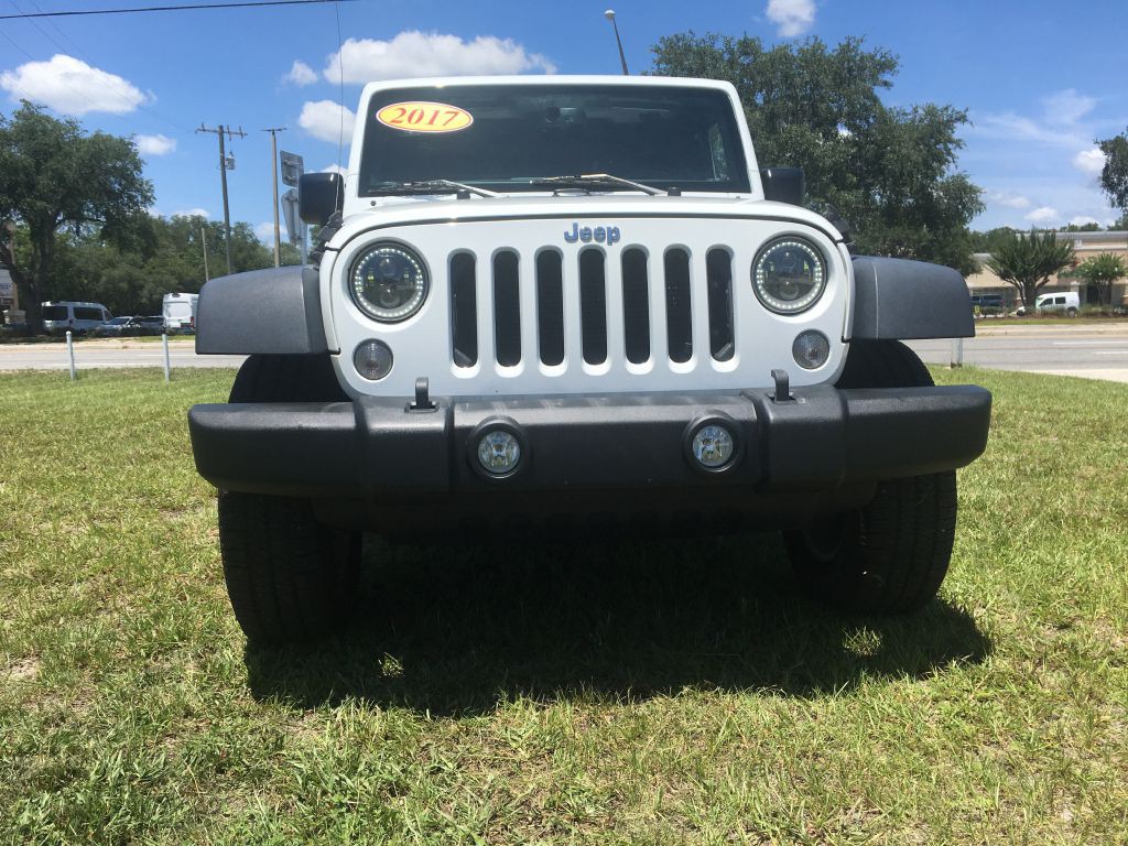2017 Jeep Wrangler Unlimited Image 3