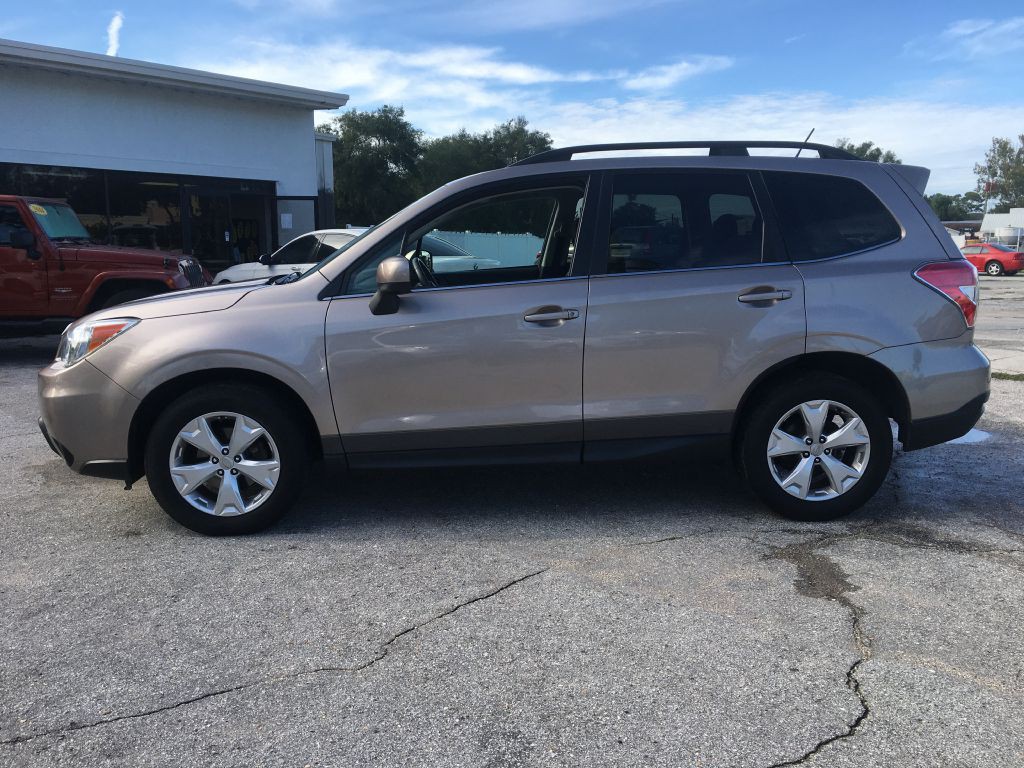 2015 Subaru Forester Image 4
