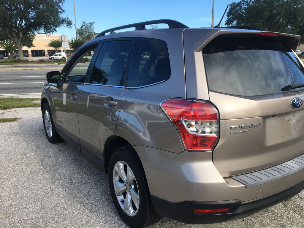 2015 Subaru Forester Image 6