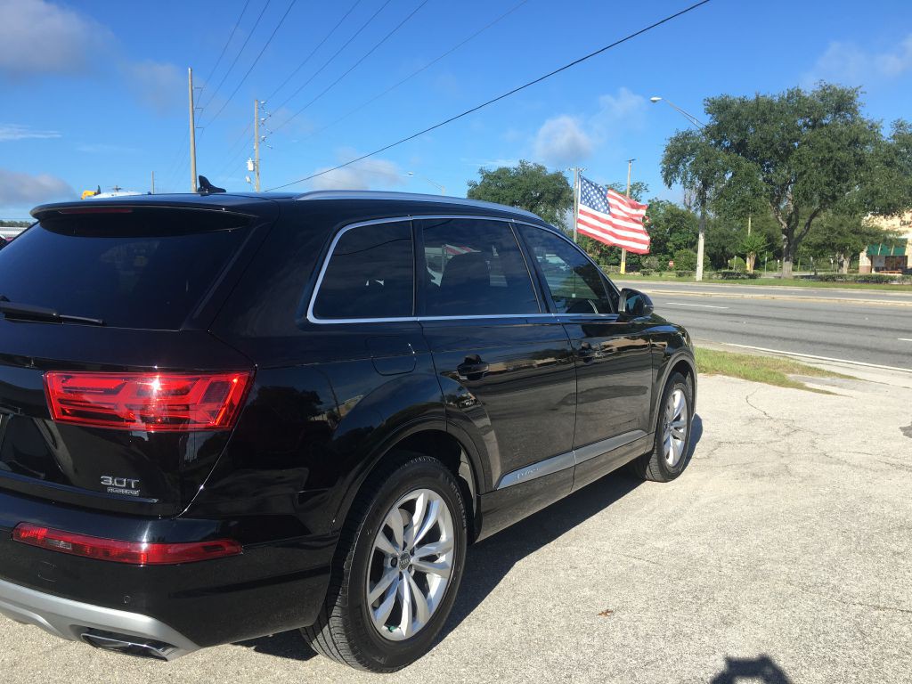 2018 Audi Q7 Image 10