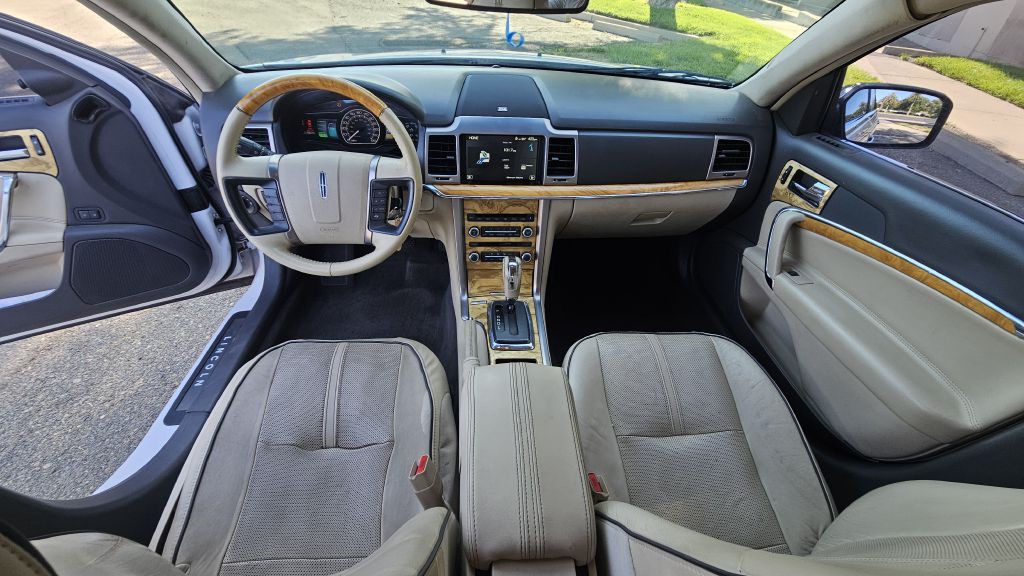 2012 Lincoln MKZ Image 13