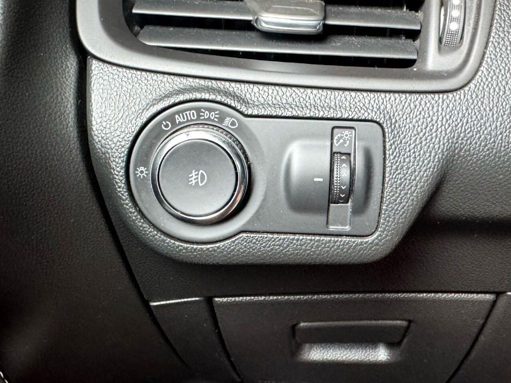 2018 Buick Envision Image 46
