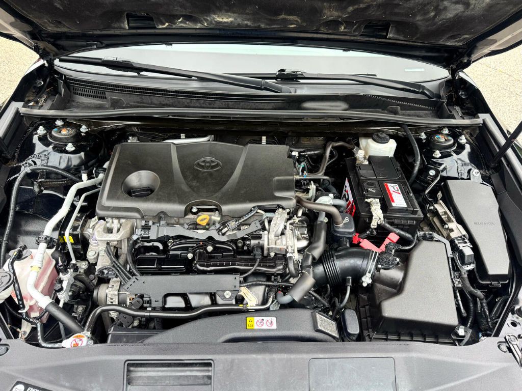 2019 Toyota Camry Image 3