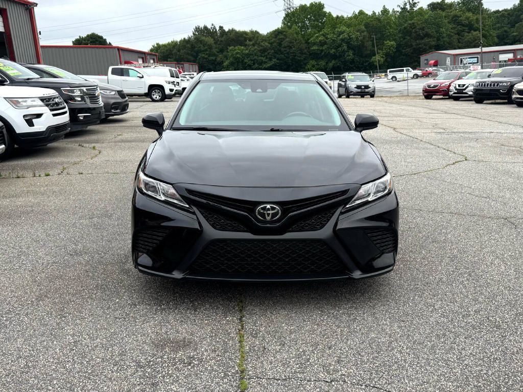 2019 Toyota Camry Image 4