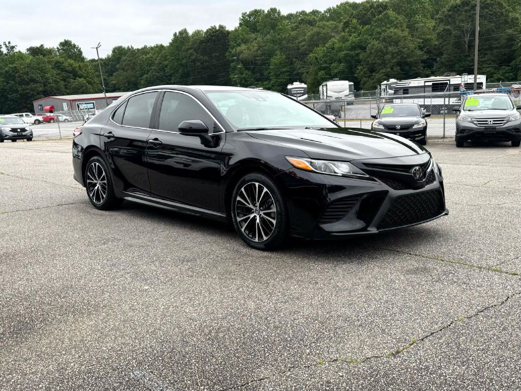 2019 Toyota Camry Image 5