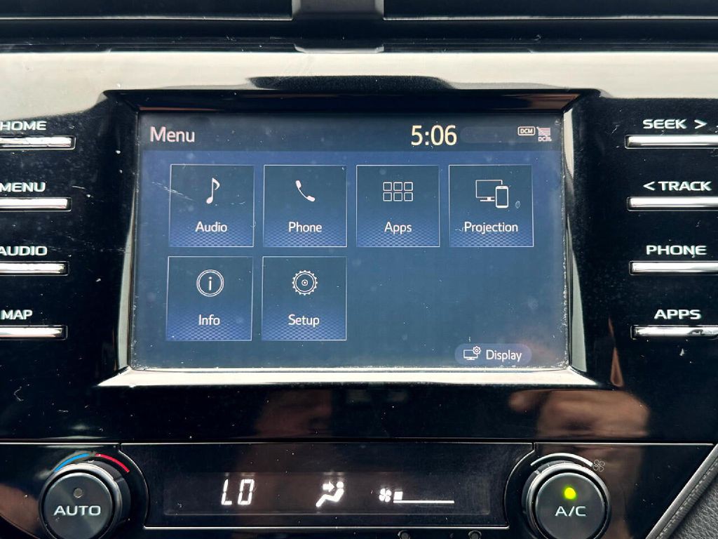 2019 Toyota Camry Image 42
