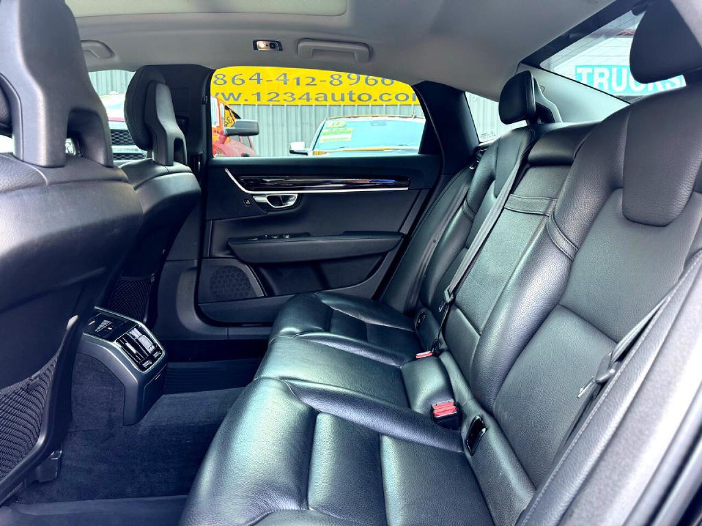 2018 Volvo S90 Image 28