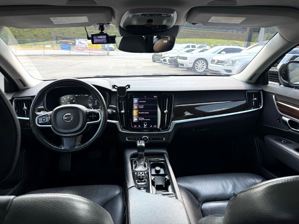 2018 Volvo S90 Image 31