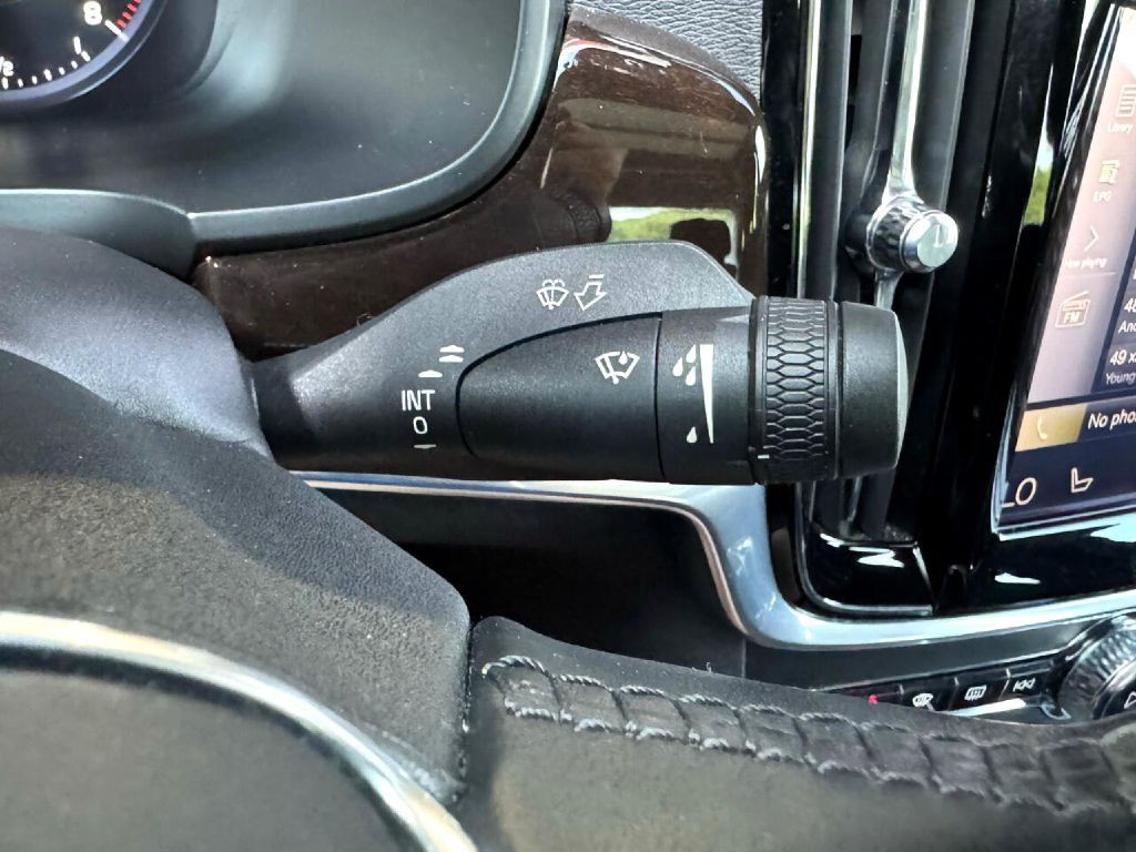 2018 Volvo S90 Image 48