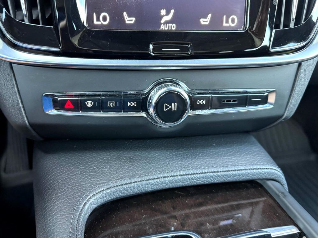 2018 Volvo S90 Image 64