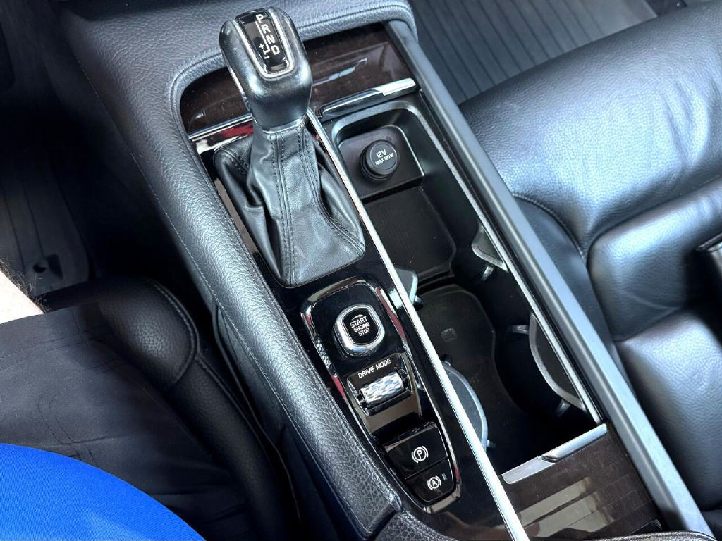 2018 Volvo S90 Image 66