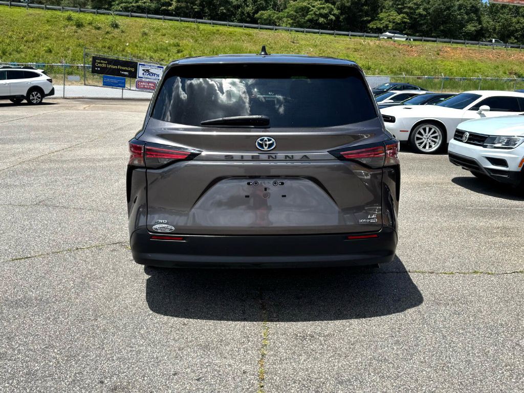 2022 Toyota Sienna Image 18