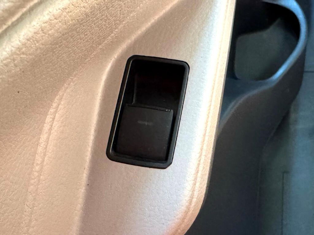 2022 Toyota Sienna Image 37