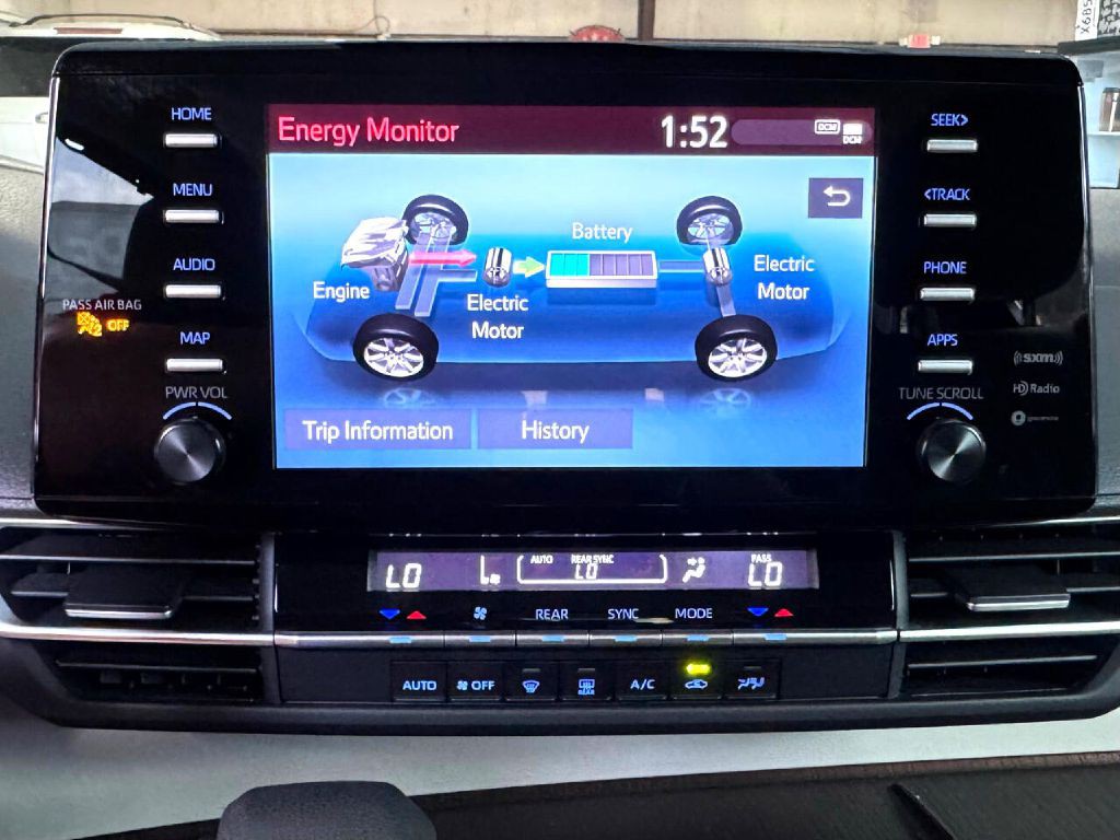 2022 Toyota Sienna Image 61