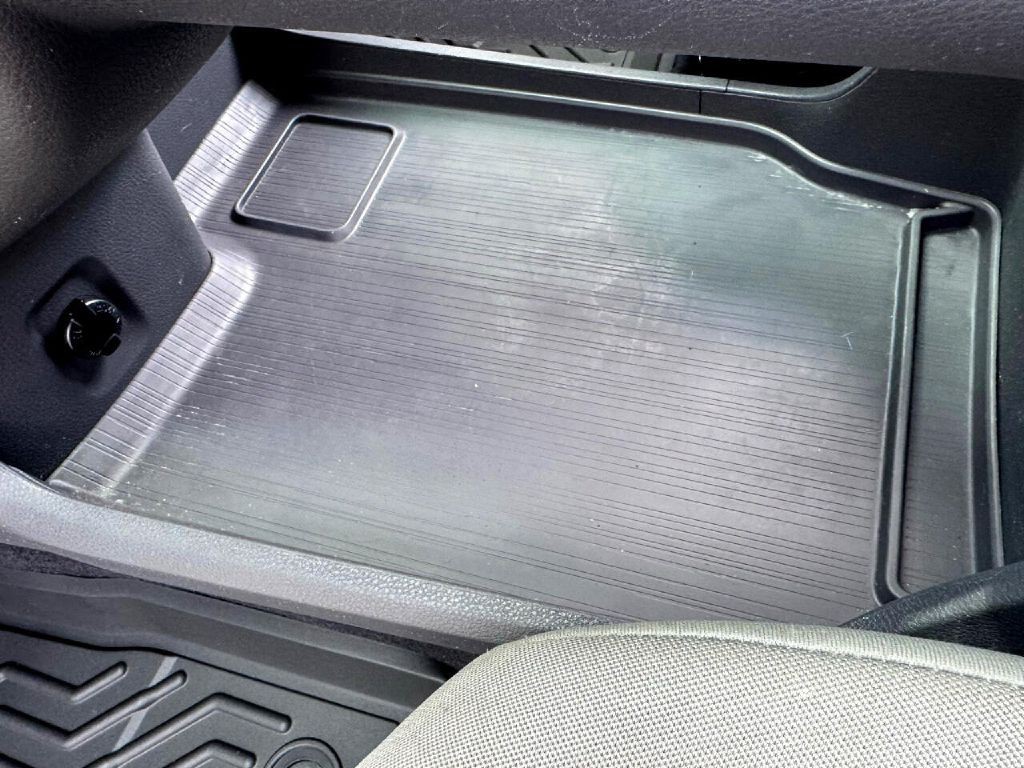 2022 Toyota Sienna Image 74