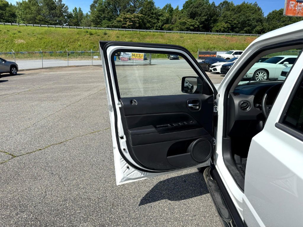 2014 Jeep Patriot Image 27