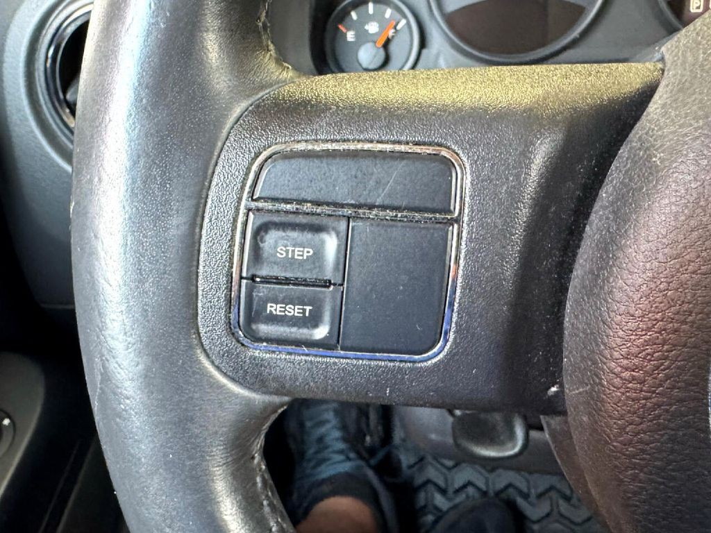 2014 Jeep Patriot Image 39
