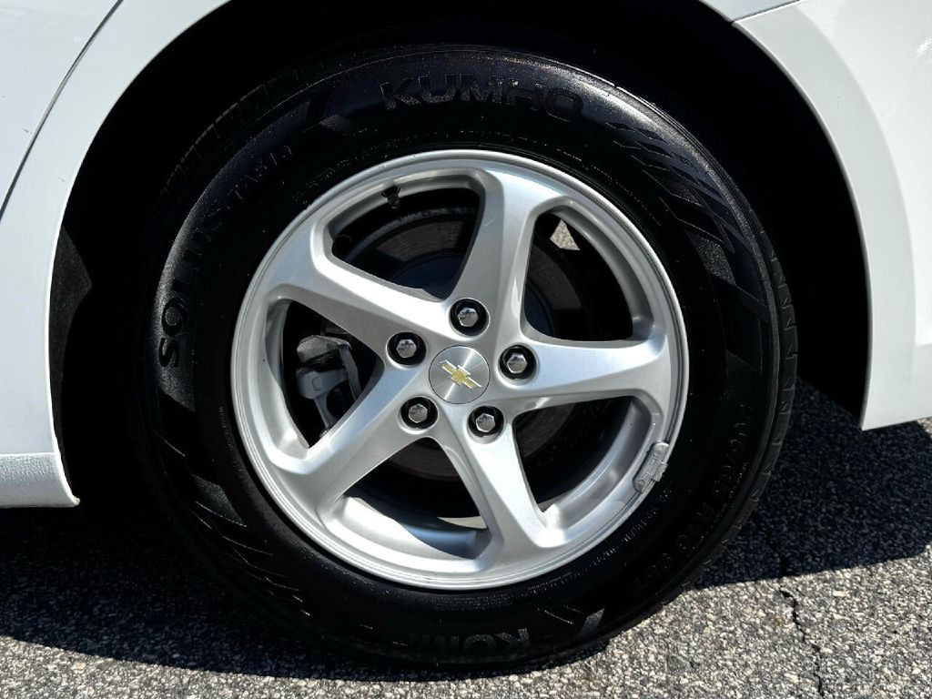 2018 Chevrolet Malibu Image 18