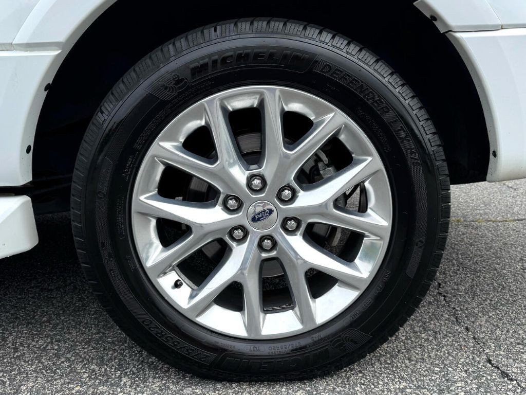 2017 Ford Expedition Image 29