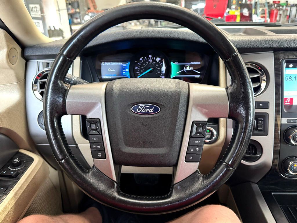 2017 Ford Expedition Image 50
