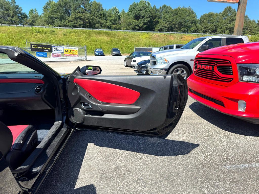 2015 Chevrolet Camaro Image 6