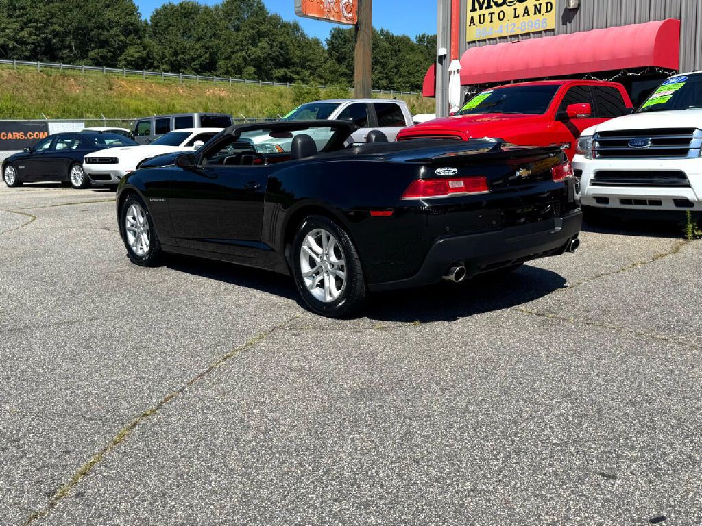 2015 Chevrolet Camaro Image 16