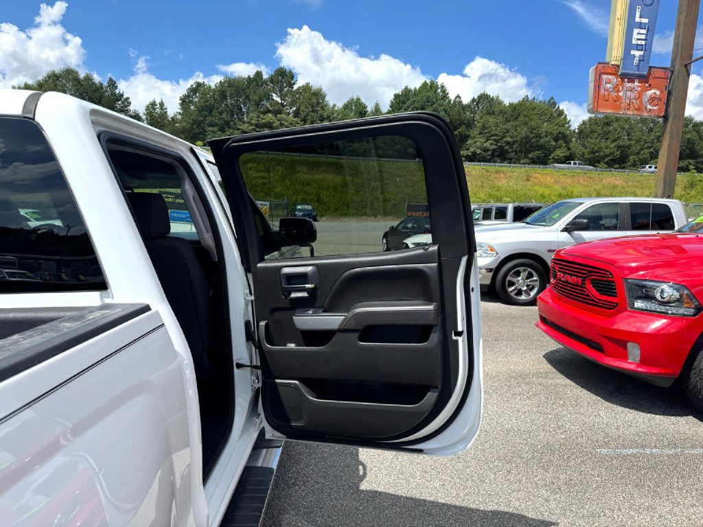2017 Chevrolet Silverado 1500 Image 12