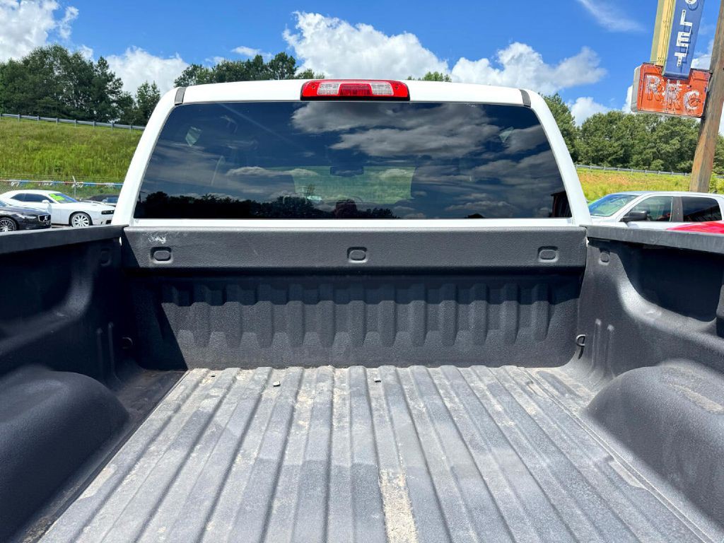 2017 Chevrolet Silverado 1500 Image 19