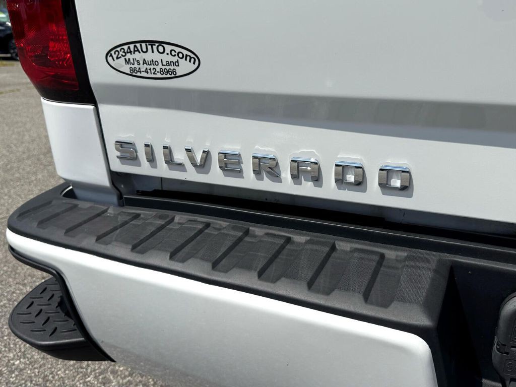 2017 Chevrolet Silverado 1500 Image 23