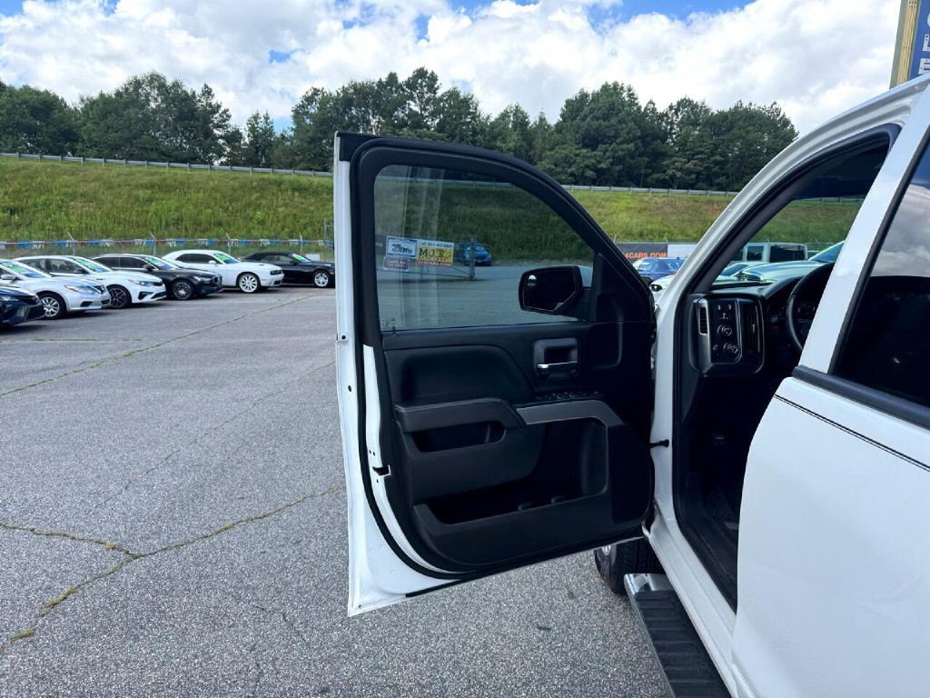 2017 Chevrolet Silverado 1500 Image 32