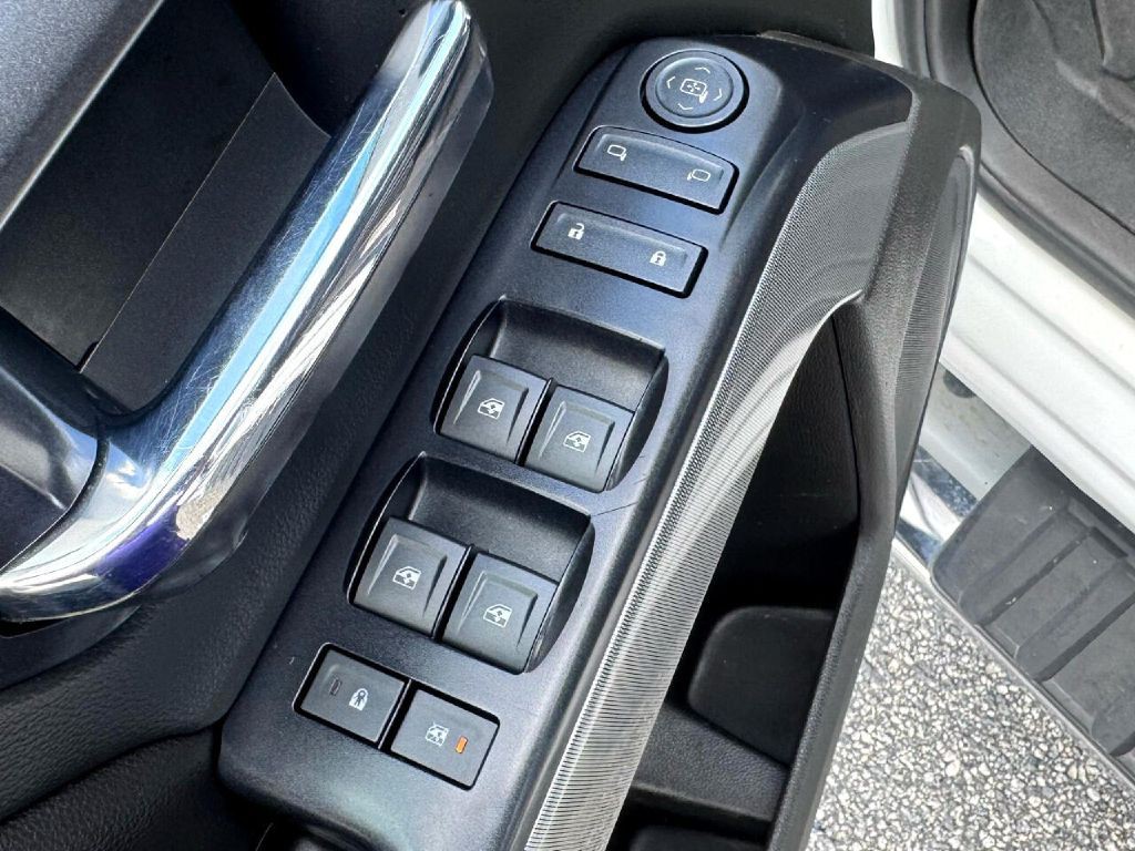 2017 Chevrolet Silverado 1500 Image 34
