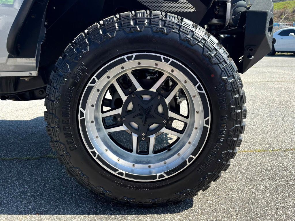 2017 Jeep Wrangler Unlimited Image 8