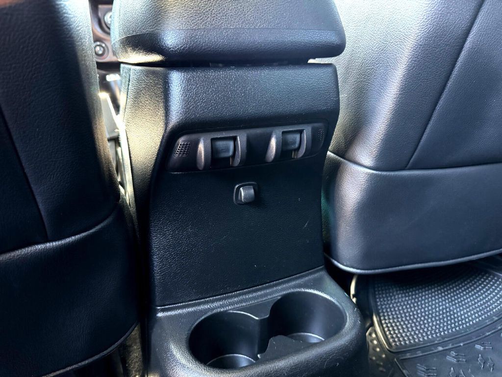 2017 Jeep Wrangler Unlimited Image 34