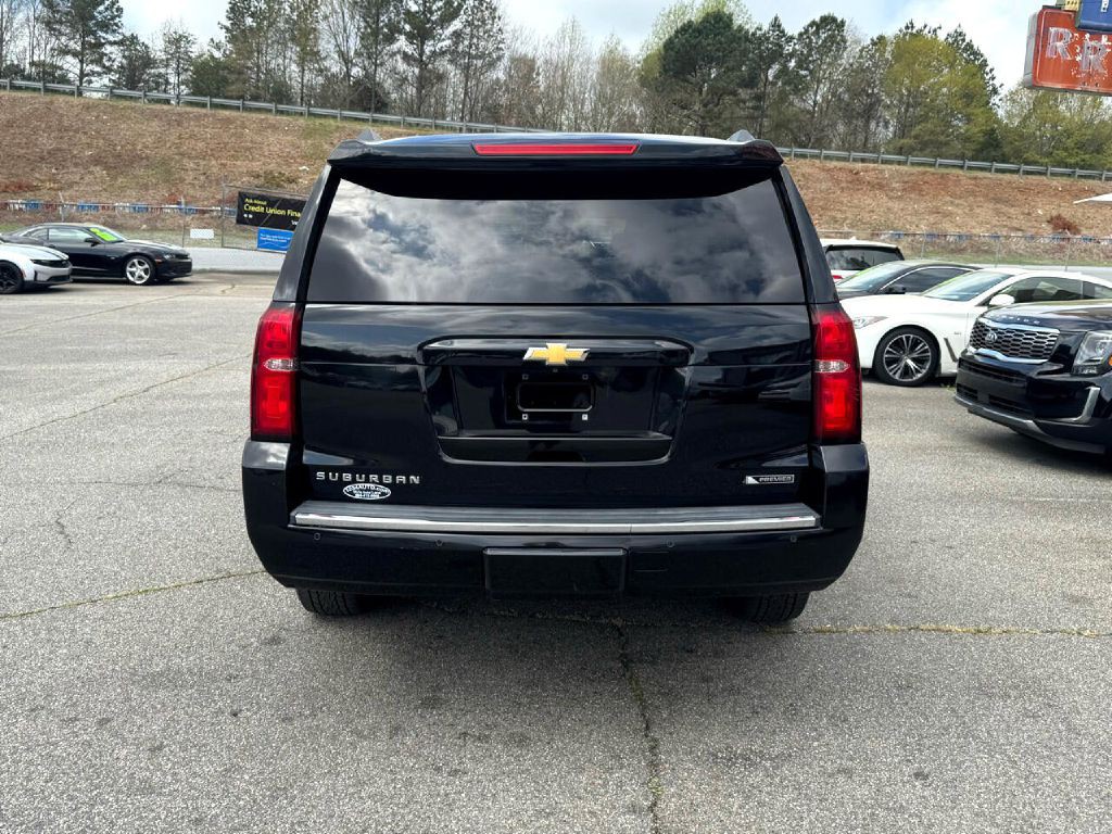 2017 Chevrolet Suburban Image 15