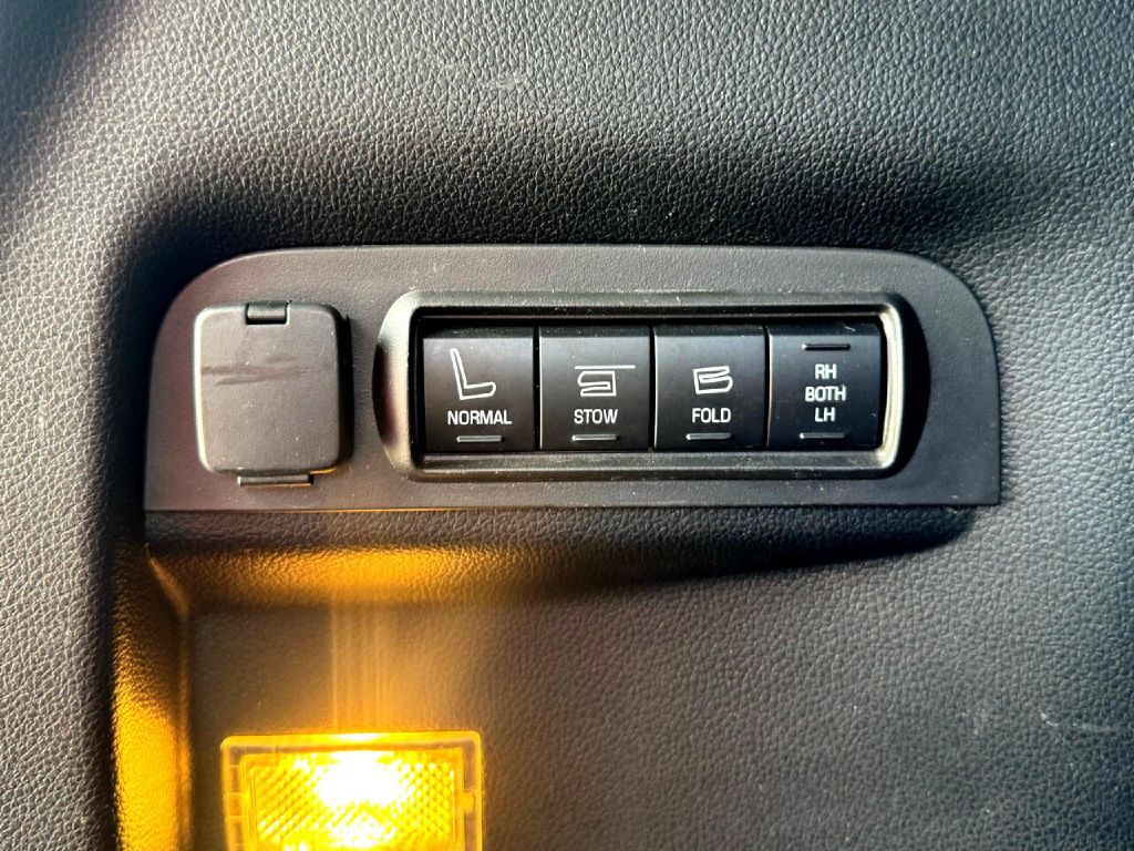 2018 Ford Explorer Image 21