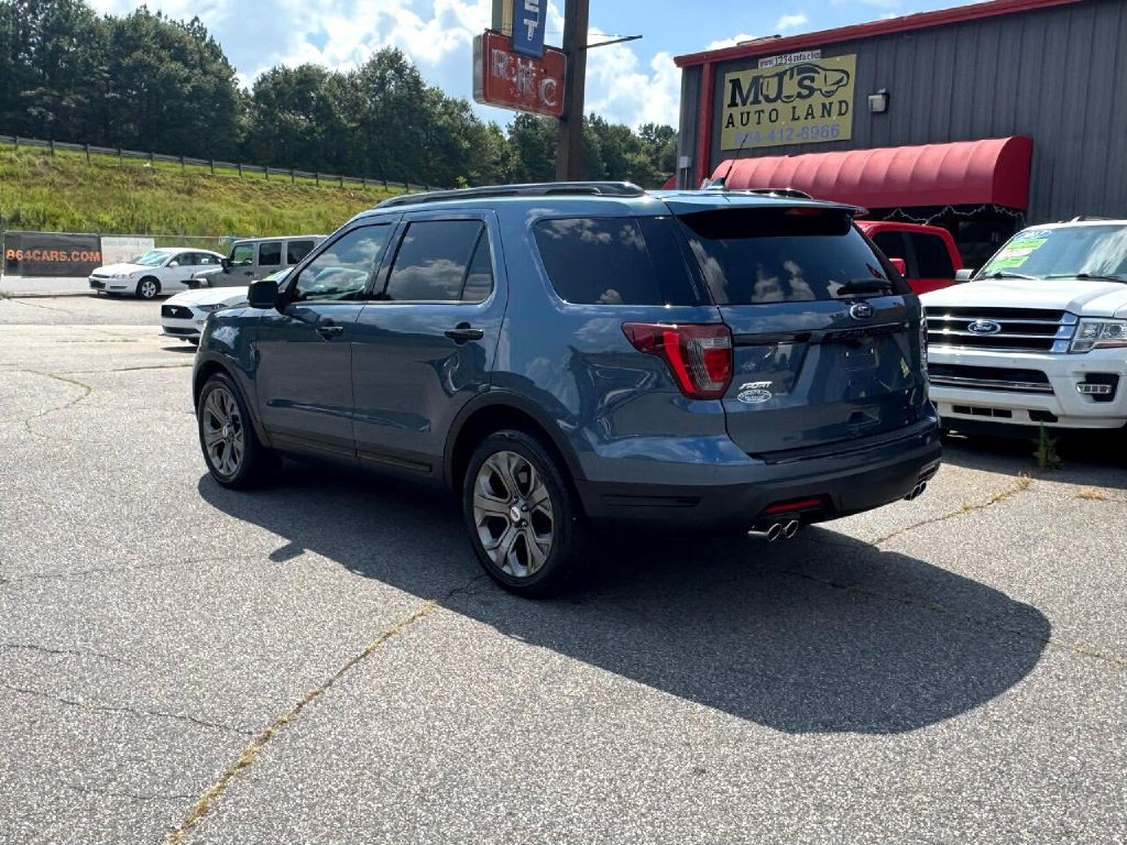2018 Ford Explorer Image 26