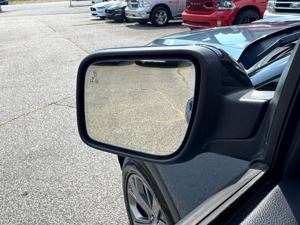 2018 Ford Explorer Image 36