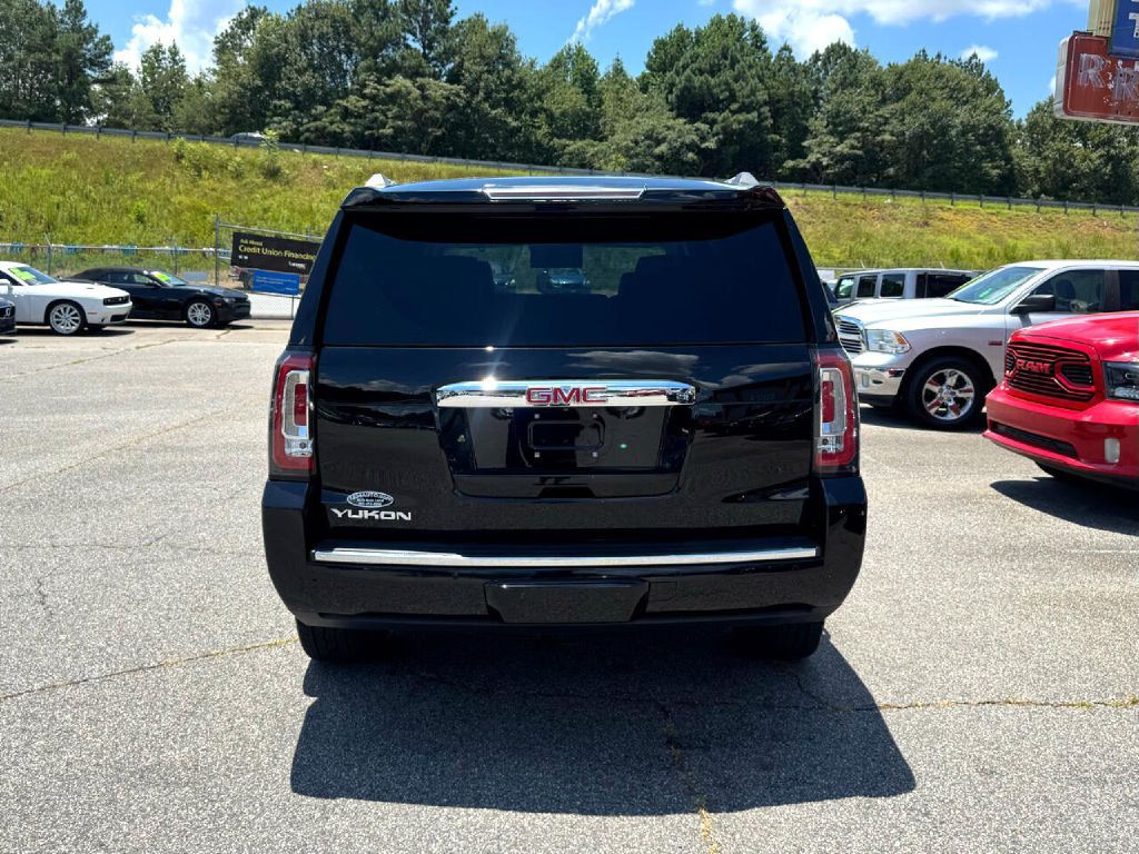 2016 GMC Yukon Image 18