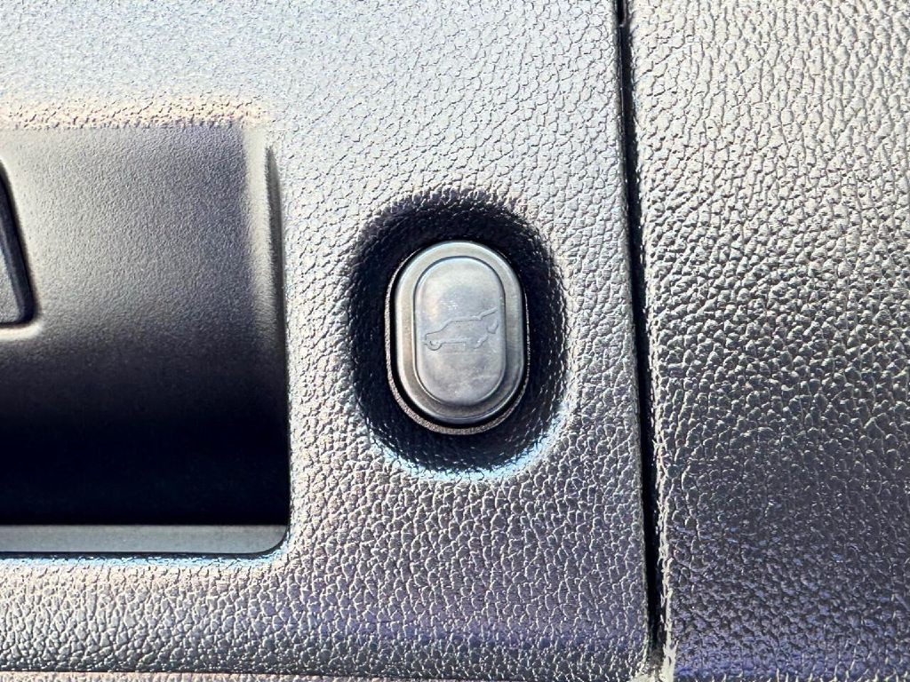 2016 GMC Yukon Image 23