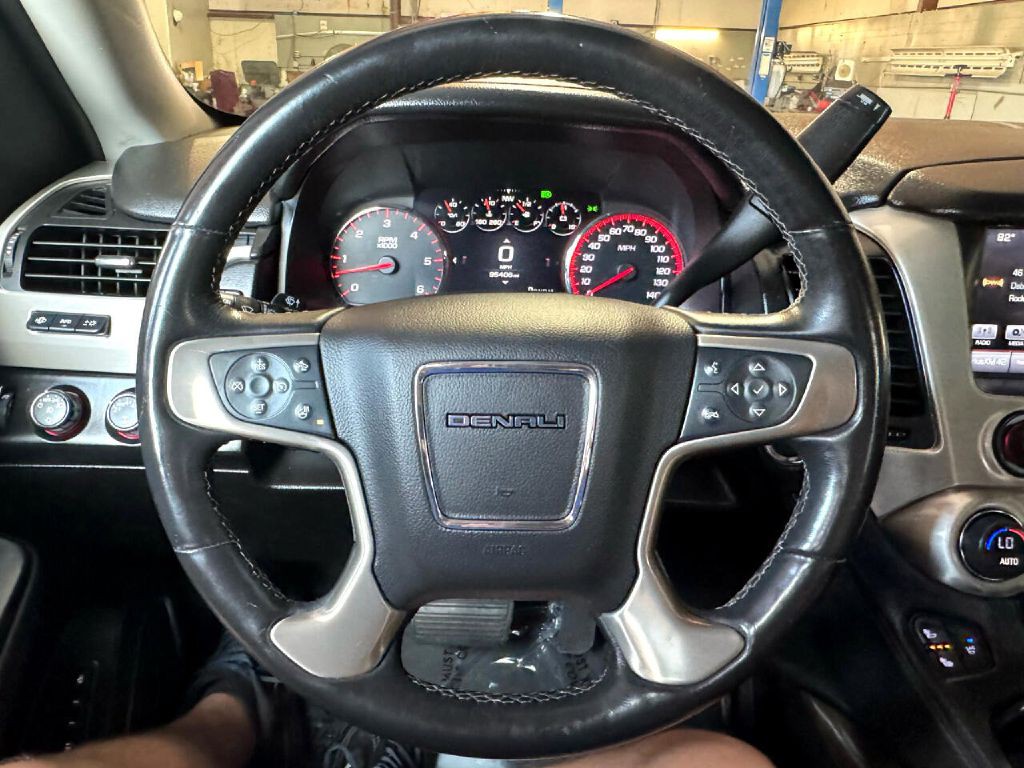 2016 GMC Yukon Image 49