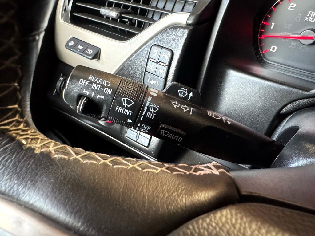 2016 GMC Yukon Image 50