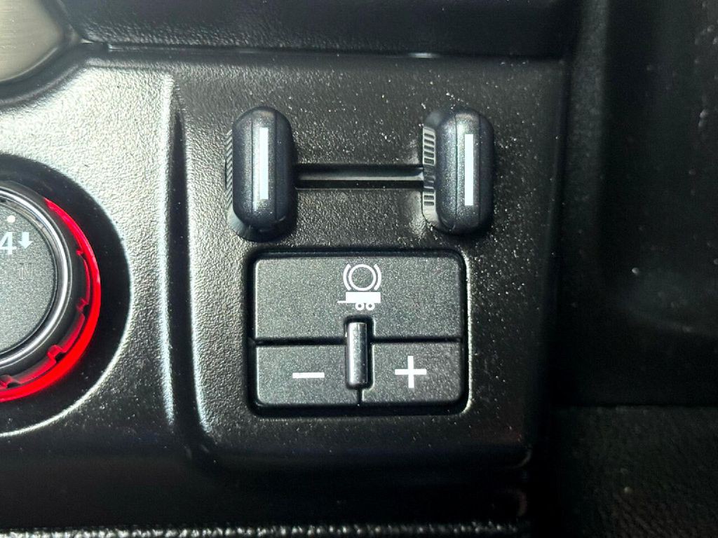 2016 GMC Yukon Image 56