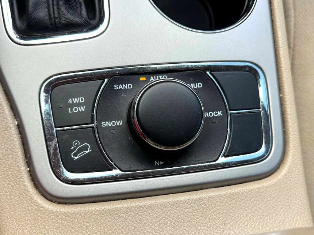 2019 Jeep Grand Cherokee Image 49