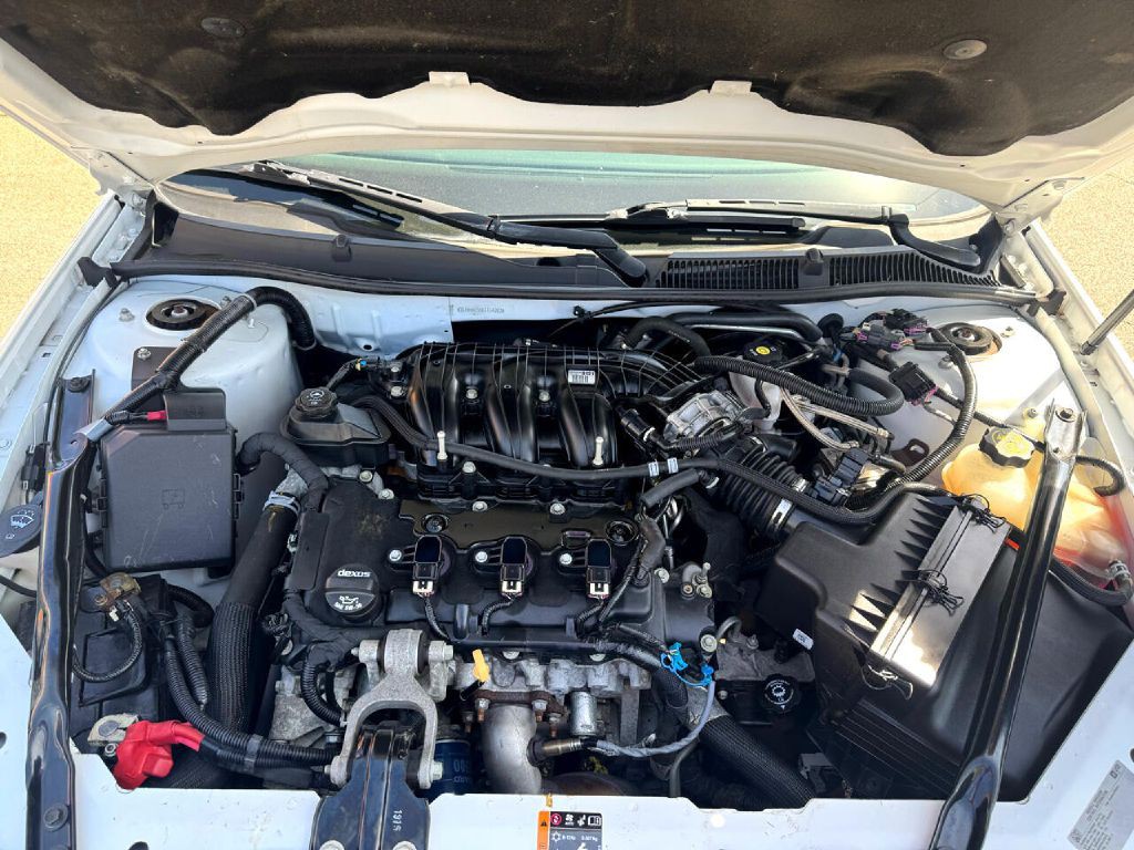 2016 Chevrolet Impala Image 3