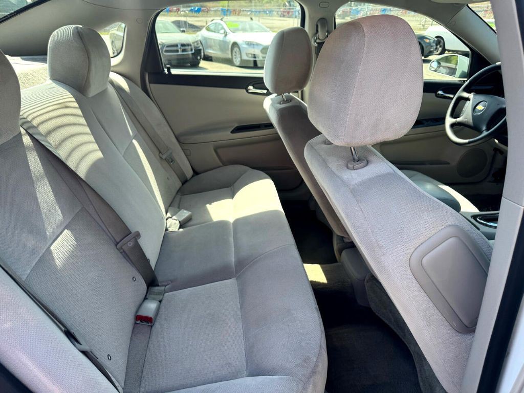 2016 Chevrolet Impala Image 10