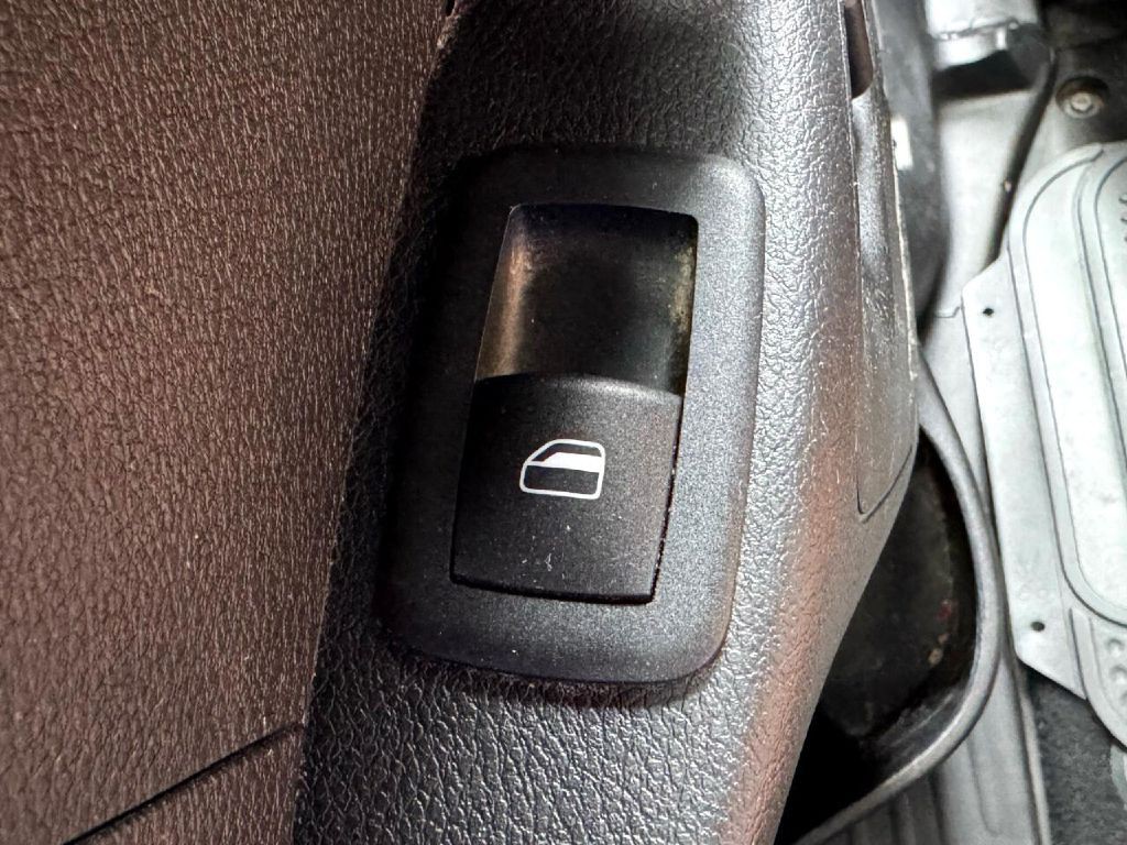 2021 Chrysler Pacifica Image 32