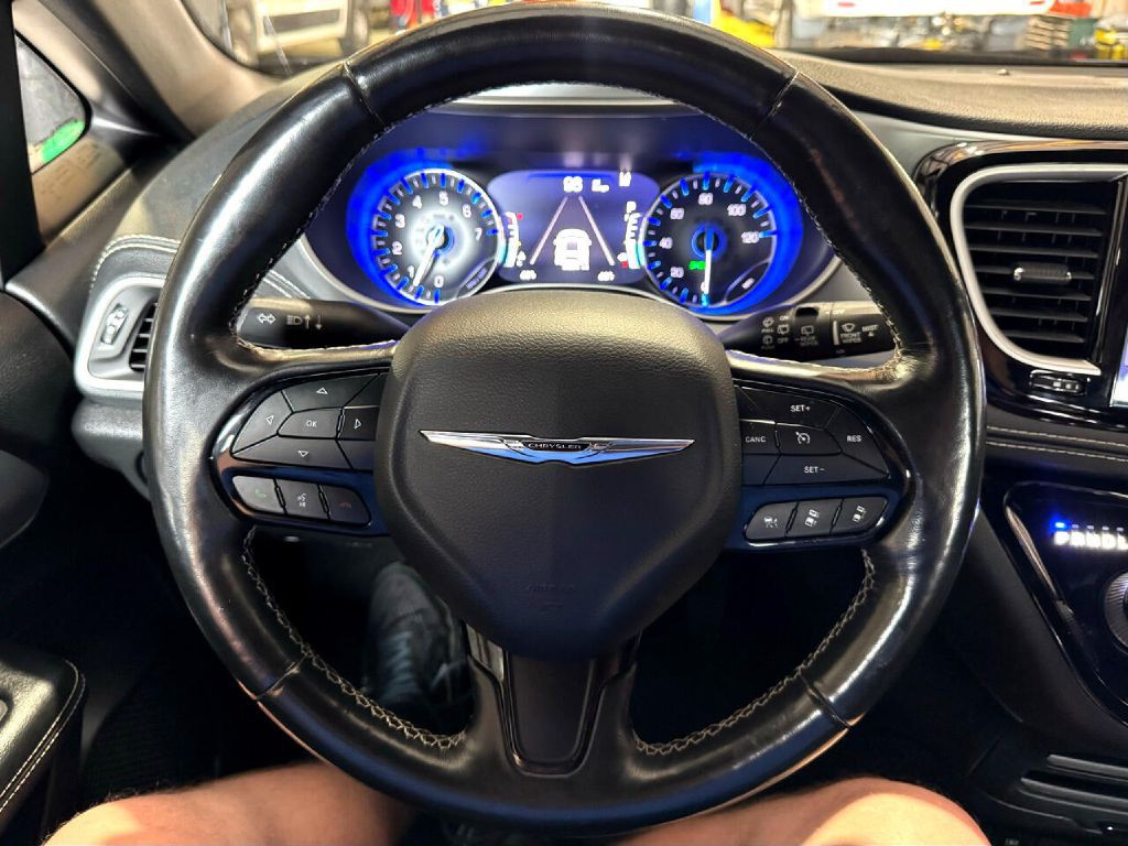2021 Chrysler Pacifica Image 46