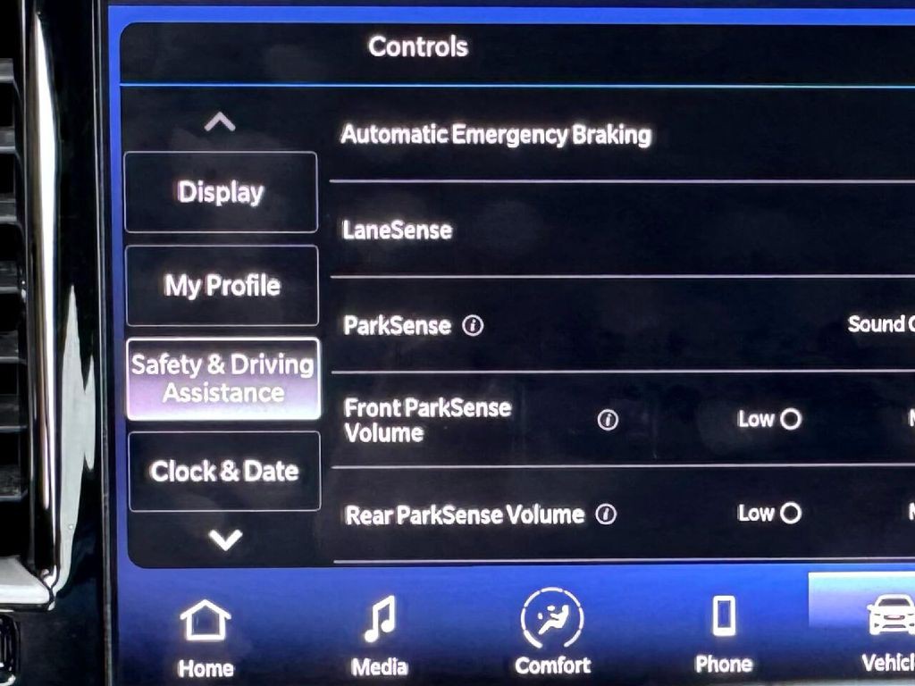 2021 Chrysler Pacifica Image 60