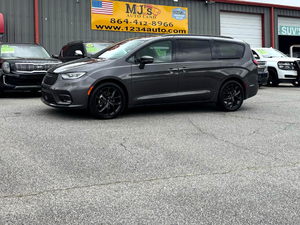 2021 Chrysler Pacifica Image 75