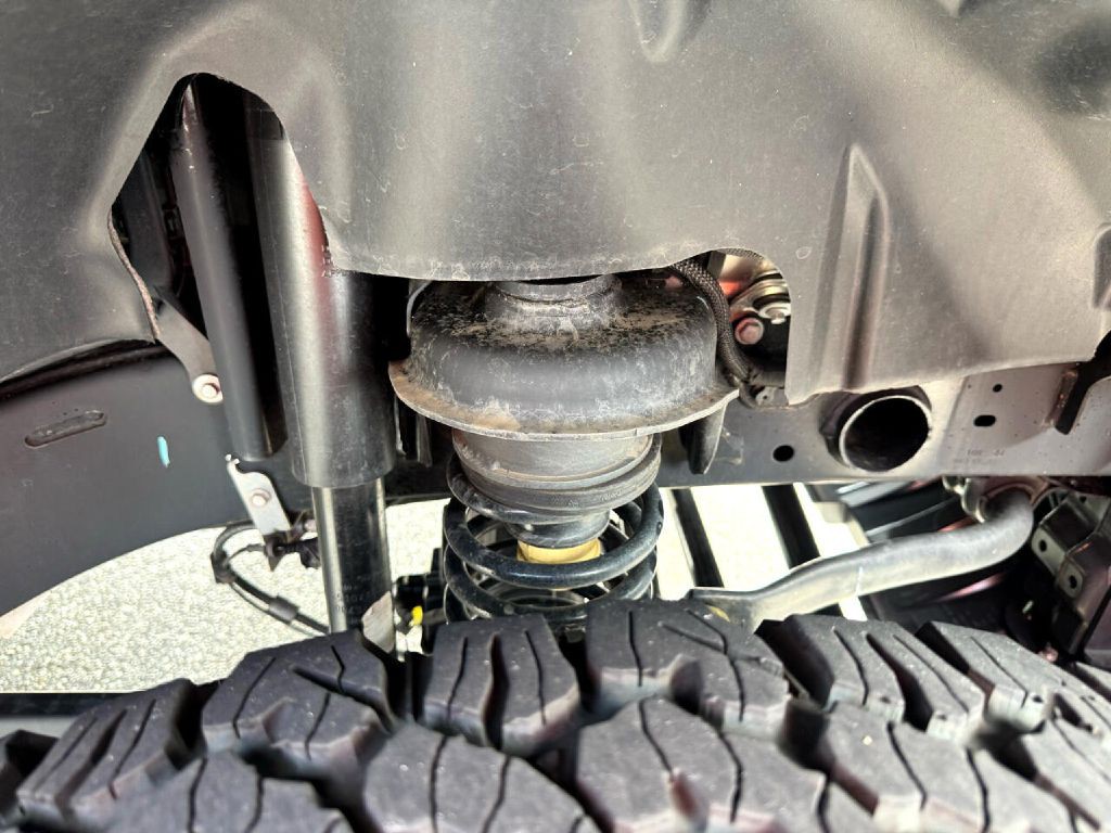 2023 Jeep Wrangler Image 7